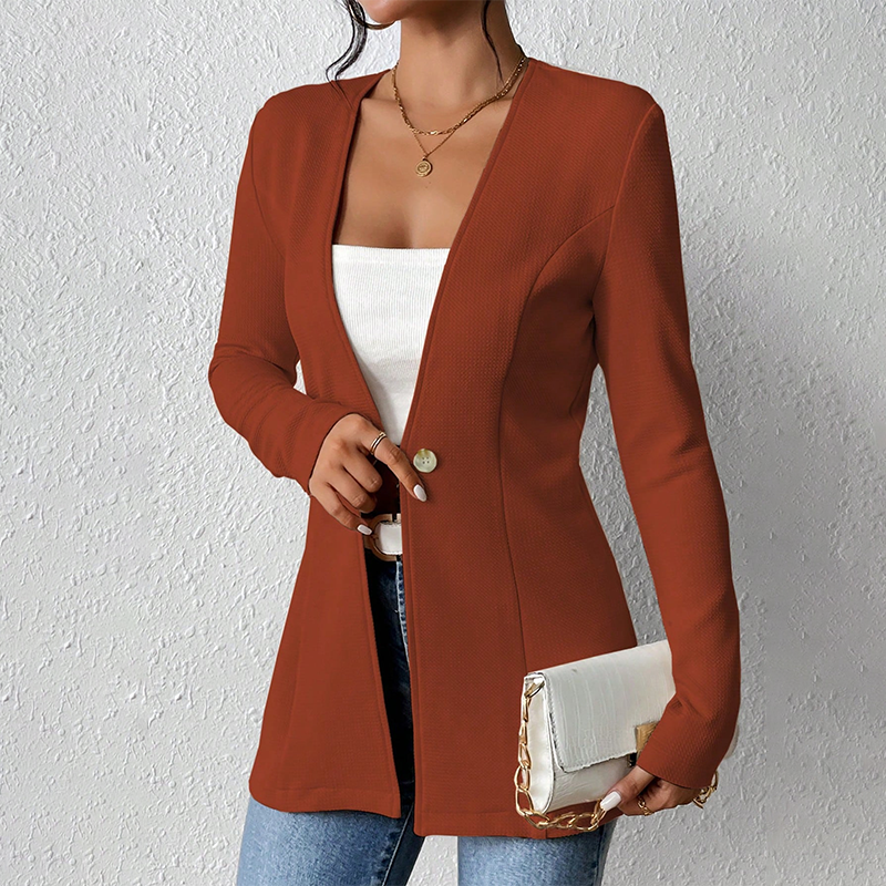Alivienne - Vypasovaný blazer na jeden knoflík